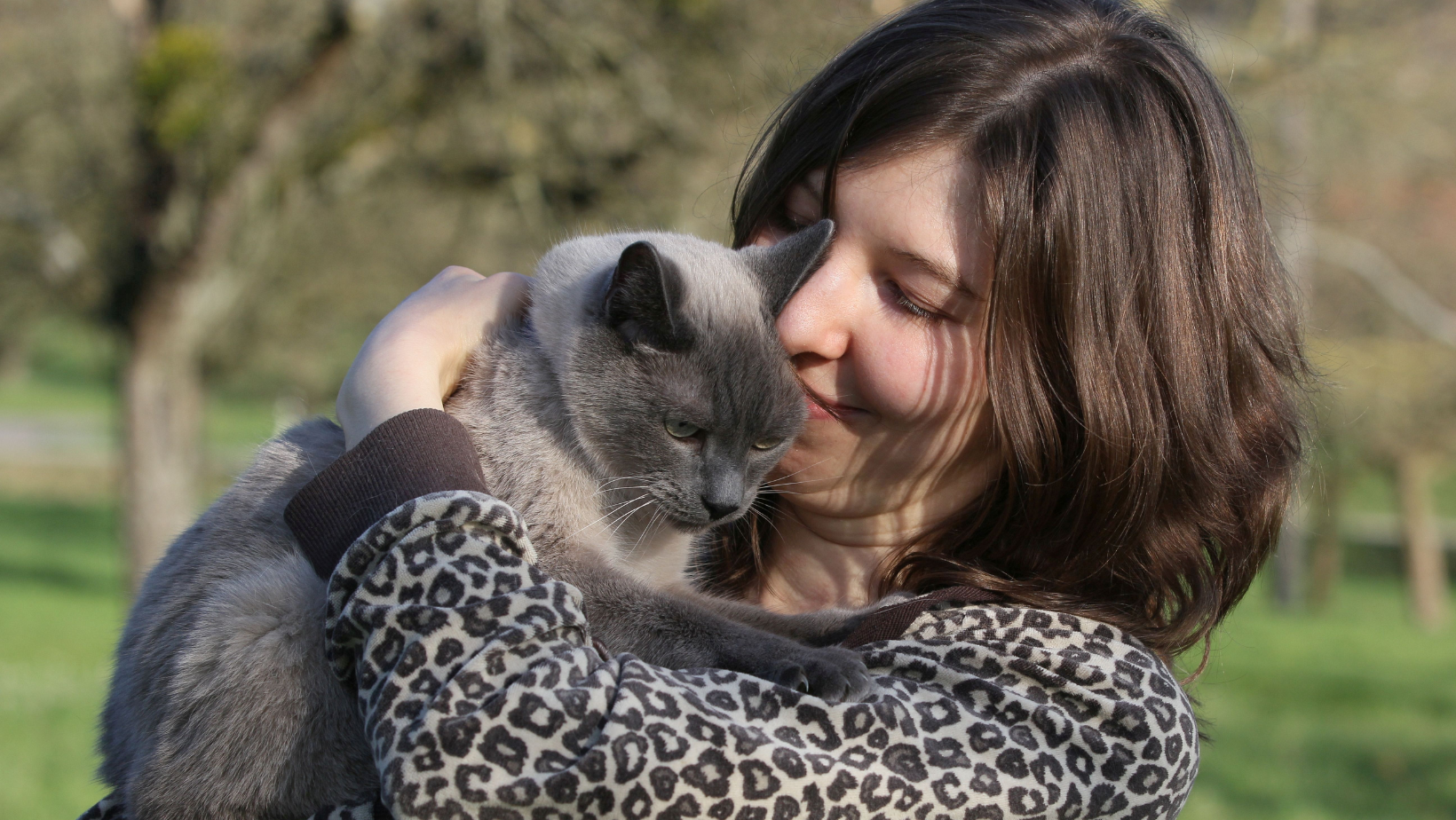 Why Does My Cats Head Smell Good?
